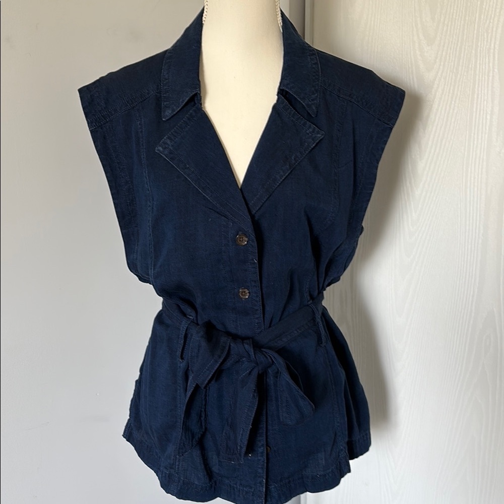 Navy Sleeveless Button-Up Women's Top